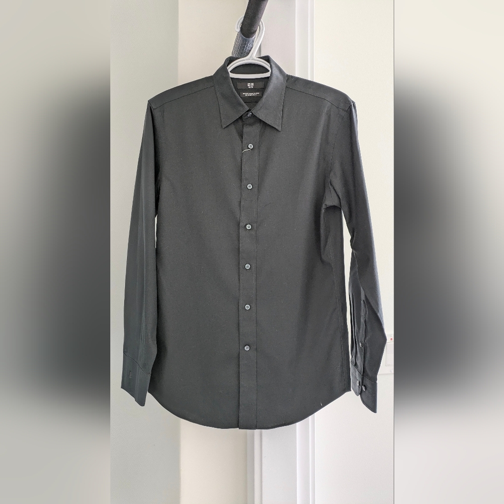 Uniqlo Black Dress Shirt